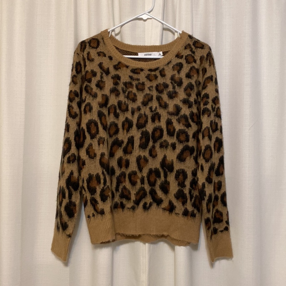 Brand New JUSTFAB Fuzzy Leopard Pullover